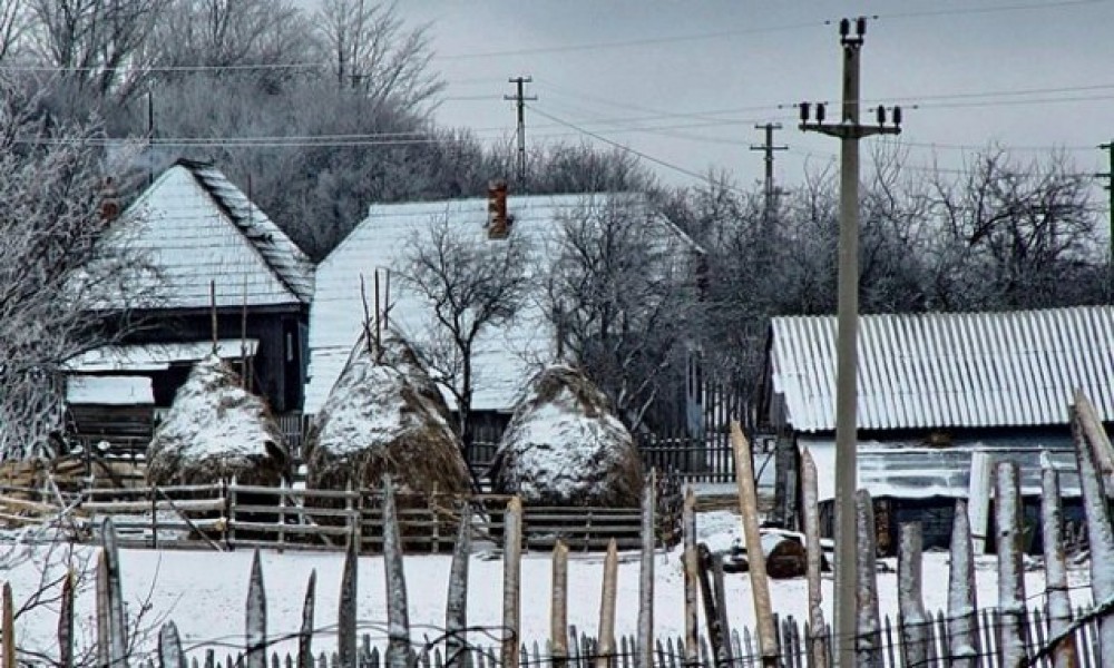 19 sate din centrul și sudul țării au rămas fără curent electric din cauza vântului puternic